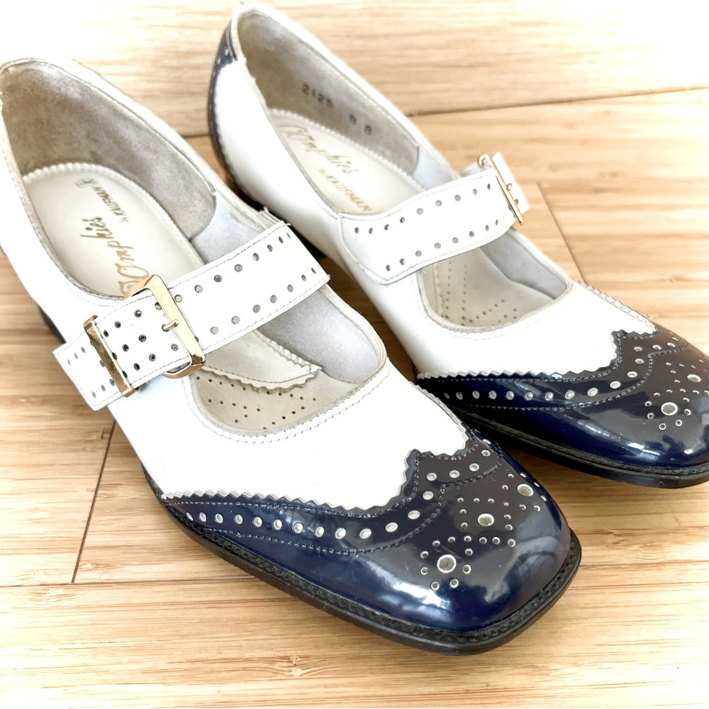 Vintage OOMPHIES by KAUFMAN Brogue Block Heels.